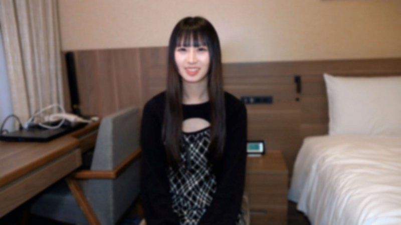 【無碼】清純系黑髮美女！水汪汪的大眼睛一直用仰視的口交太可愛了！瀏海齊平！明明這麼可愛卻被稍微變態地吞下精液 中出 ※特典高畫質